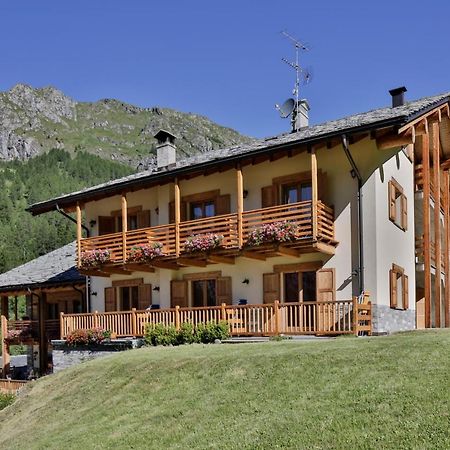 Ellex Eco Hotel Gressoney-La-Trinite Bagian luar foto