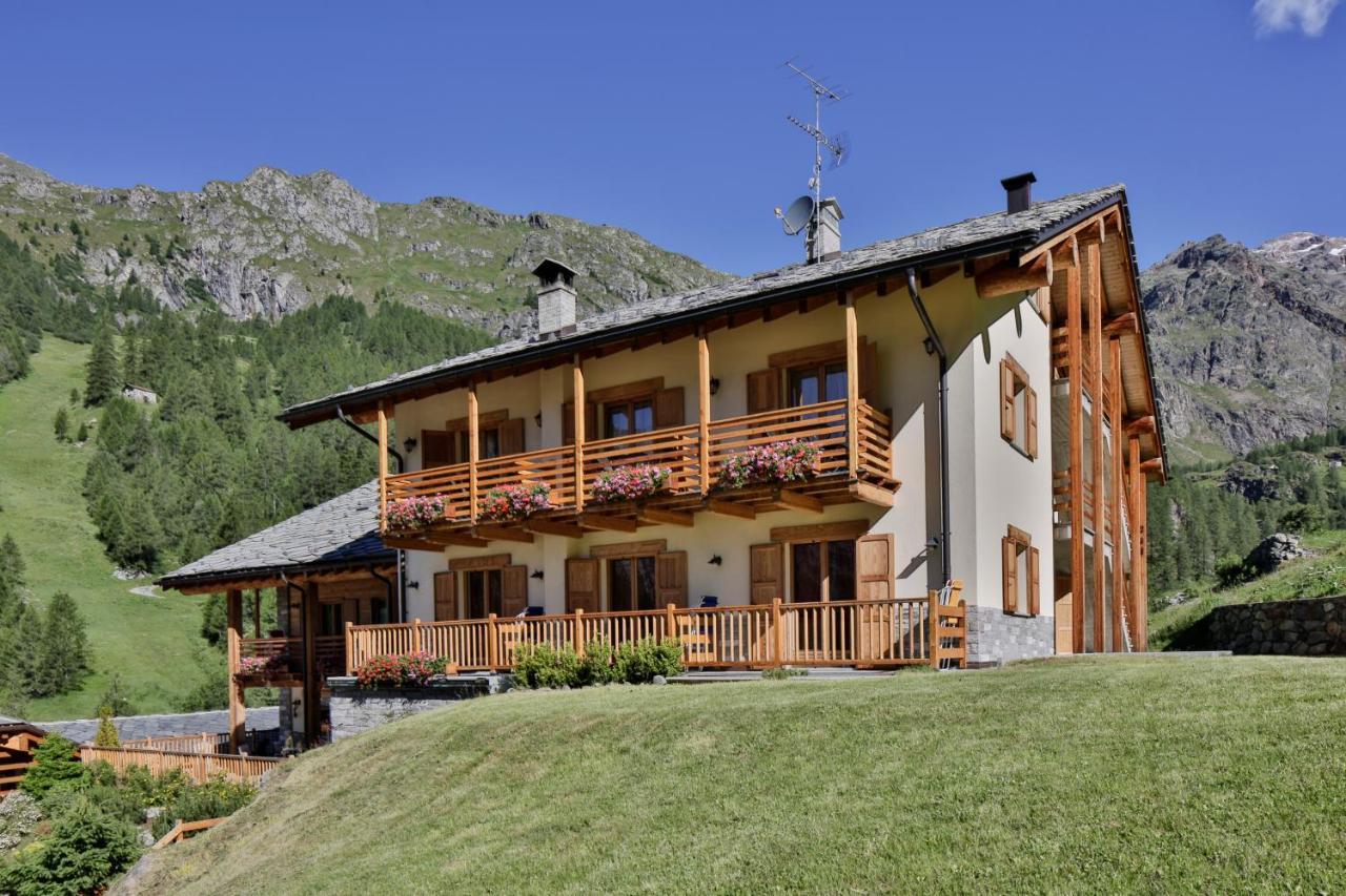 Ellex Eco Hotel Gressoney-La-Trinite Bagian luar foto