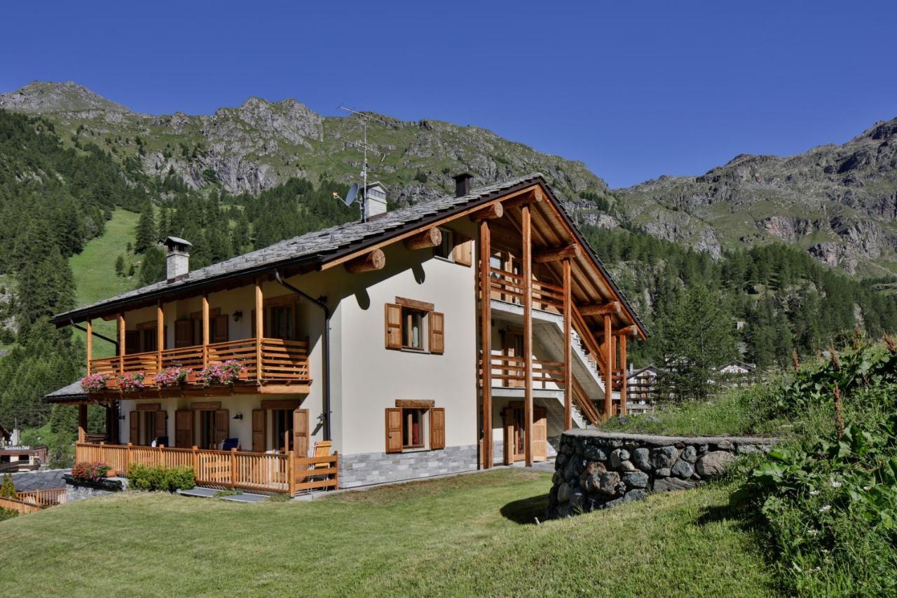 Ellex Eco Hotel Gressoney-La-Trinite Bagian luar foto