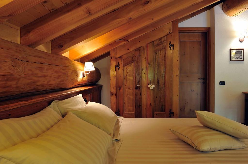 Ellex Eco Hotel Gressoney-La-Trinite Ruang foto